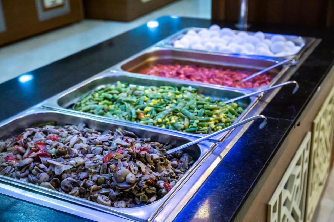 Spa Hotel Colossae Thermal Karahayit  Eksteriør billede A chafing dish