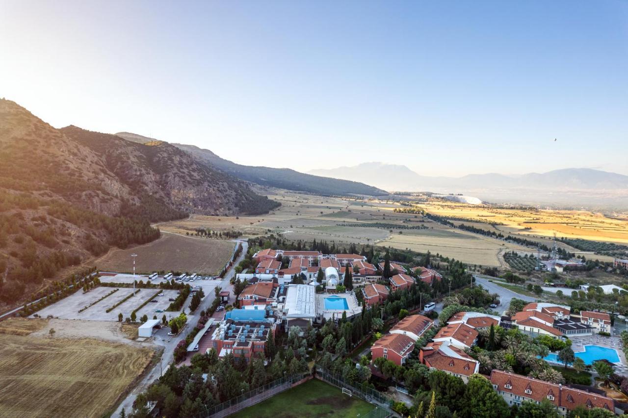 Spa Hotel Colossae Thermal Karahayit  Eksteriør billede Aerial view of the campus