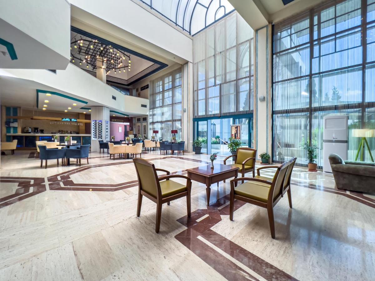 Spa Hotel Colossae Thermal Karahayit  Eksteriør billede Lobby